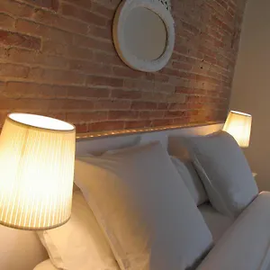 https://the5rooms.topbarcelonahotels.com